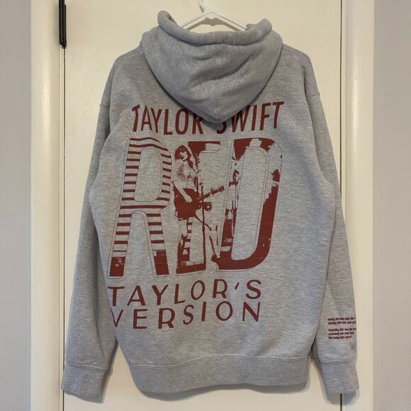 Taylor Swift Official Merch Red Taylors Version Graphic Hoodie Sweatshirt M Gray - Picture 1 of 11
